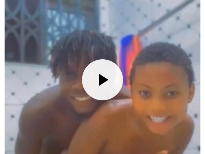 Ghanaian Lovers Bathroom Azigi Video